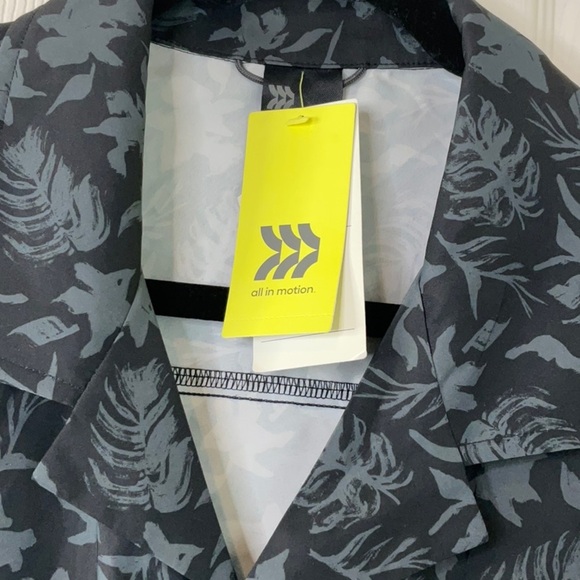 All In Motion - Men's Resort Shirt Size L - Picture 3 of 10